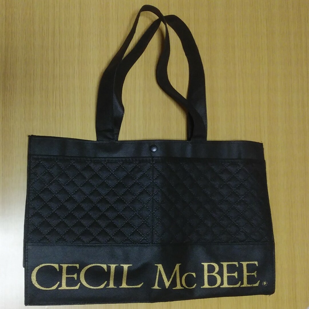 CECIL McBEE(セシルマクビー)のCECIL McBEE　ショップバッグ レディースのバッグ(ショップ袋)の商品写真