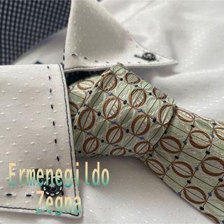 エルメネジルドゼニア(Ermenegildo Zegna)のエルメネジルド ゼニア　ネクタイ　小紋柄　光沢(ネクタイ)