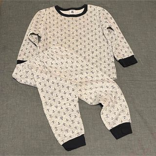 プチバトー(PETIT BATEAU)のプチバトー ベロアパジャマ 3ans(パジャマ)