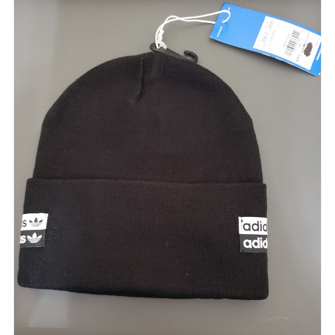 adidas(アディダス)の★新品・未使用★adidas　ニット帽 メンズの帽子(ニット帽/ビーニー)の商品写真