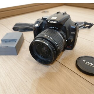 Canon EOS KISS DIGITAL X （DS126151）(デジタル一眼)