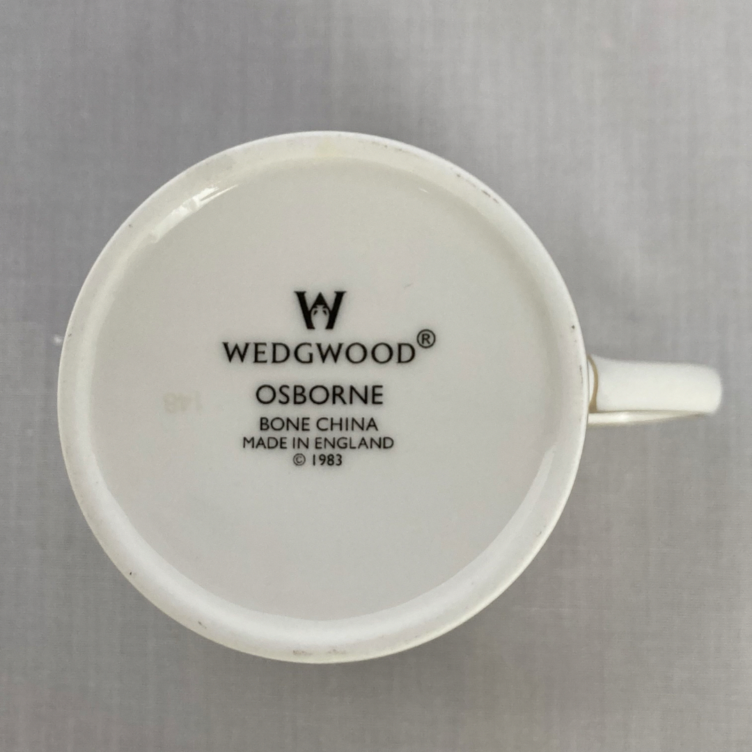 WEDGWOOD(ウェッジウッド)のウェッジウッド オズボーン ダミタスカップ&ソーサー 2客　新品未使用品 インテリア/住まい/日用品のキッチン/食器(食器)の商品写真