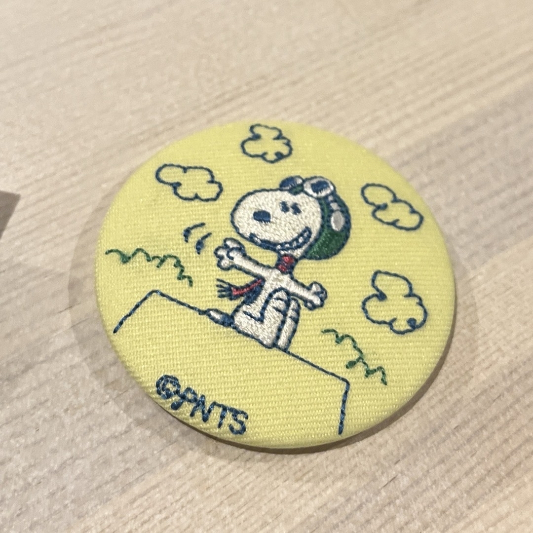 PEANUTS(ピーナッツ)のスヌーピー  刺繍マグネット ランダム エンタメ/ホビーのおもちゃ/ぬいぐるみ(キャラクターグッズ)の商品写真