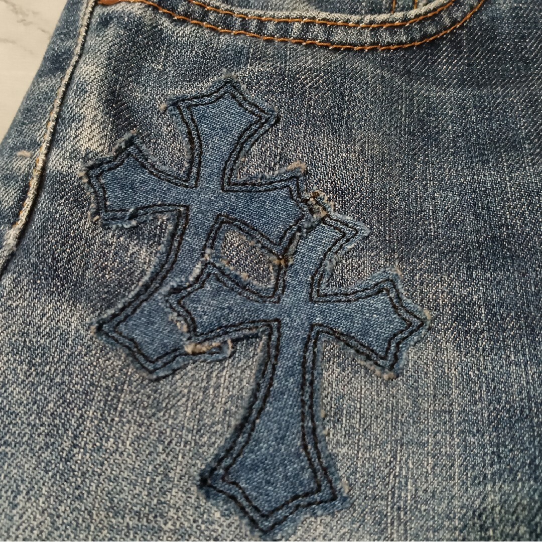 Chrome Hearts(クロムハーツ)のLevi's 505（W30 / 76cm）クロスパッチカスタム メンズのパンツ(デニム/ジーンズ)の商品写真