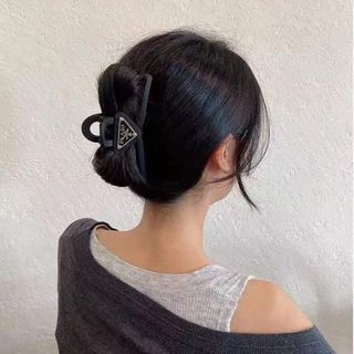 プラダ ヘアクリップ バレッタ/ヘアクリップの通販 85点 | PRADAの 