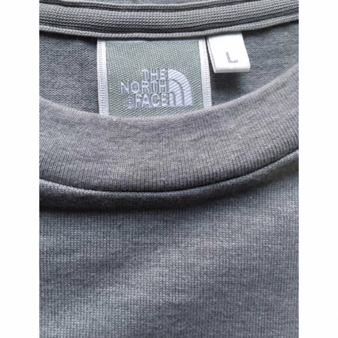 THE NORTH FACE(ザノースフェイス)の【美品】【THE NORTH FACE】CORDURA ポケット Tシャツ レディースのトップス(Tシャツ(半袖/袖なし))の商品写真