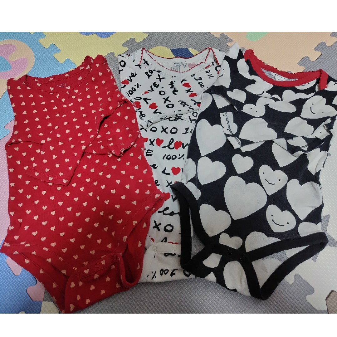 babyGAP(ベビーギャップ)のbabyGap　肌着ロンパース3枚まとめ売り キッズ/ベビー/マタニティのベビー服(~85cm)(肌着/下着)の商品写真