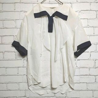 【FEDERICO】トップス (M) 白 カジュアル(シャツ/ブラウス(半袖/袖なし))