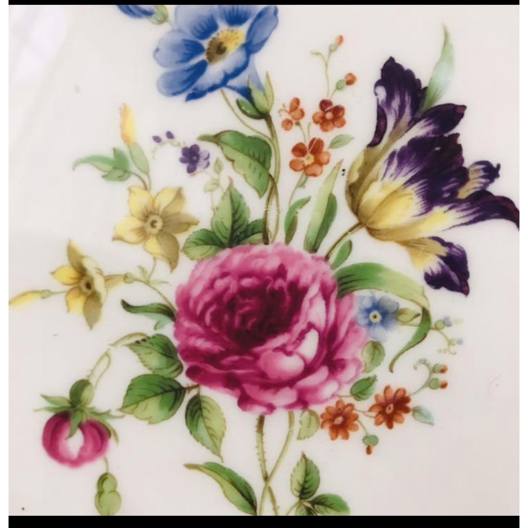 Royal Worcester(ロイヤルウースター)のロイヤルウースター　ピンクの薔薇　グリーンと金彩 インテリア/住まい/日用品のキッチン/食器(食器)の商品写真