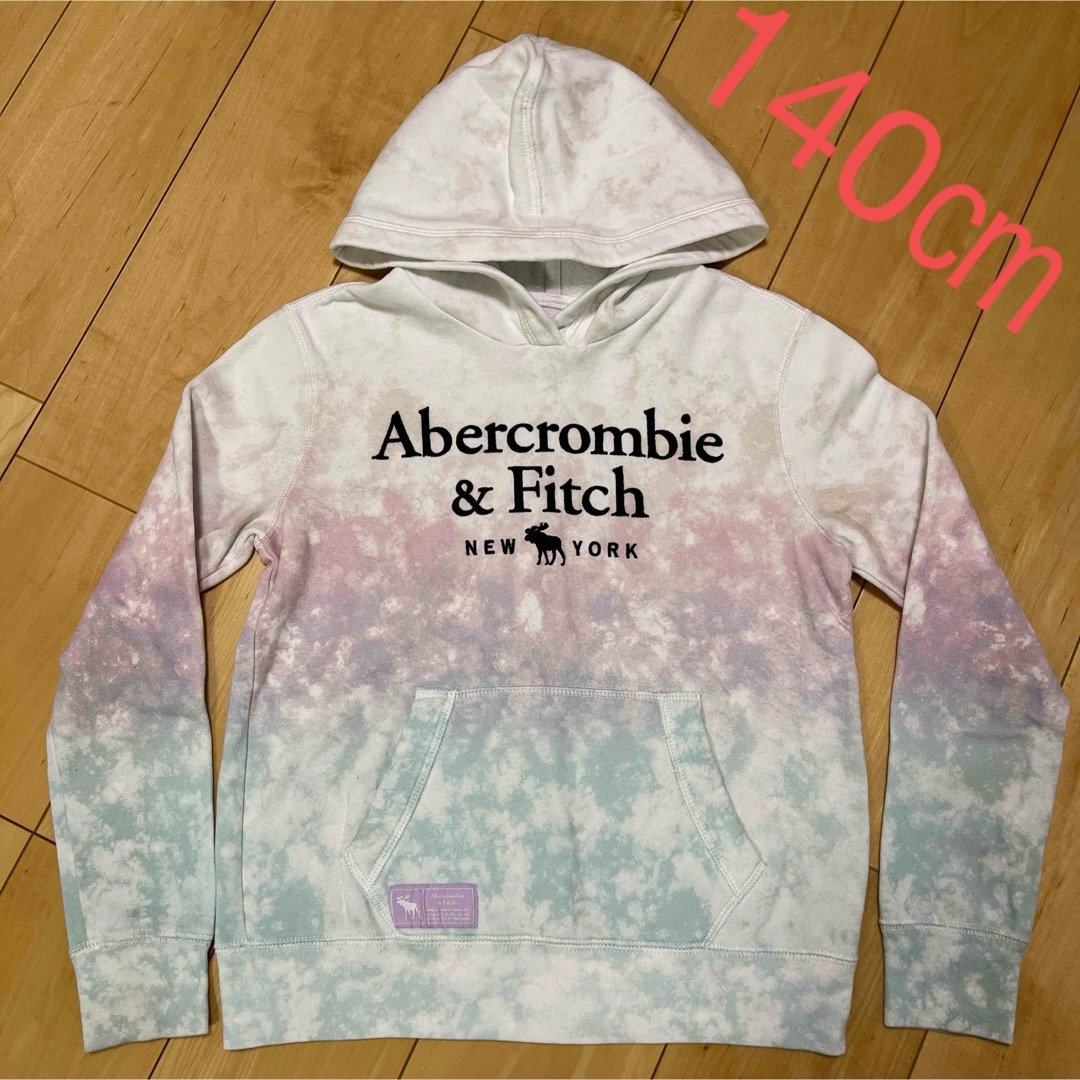 Abercrombie&Fitch(アバクロンビーアンドフィッチ)のアバクロキッズ　パーカー　トレーナー　タイダイ柄　女の子　140㎝　裏起毛 キッズ/ベビー/マタニティのキッズ服女の子用(90cm~)(その他)の商品写真