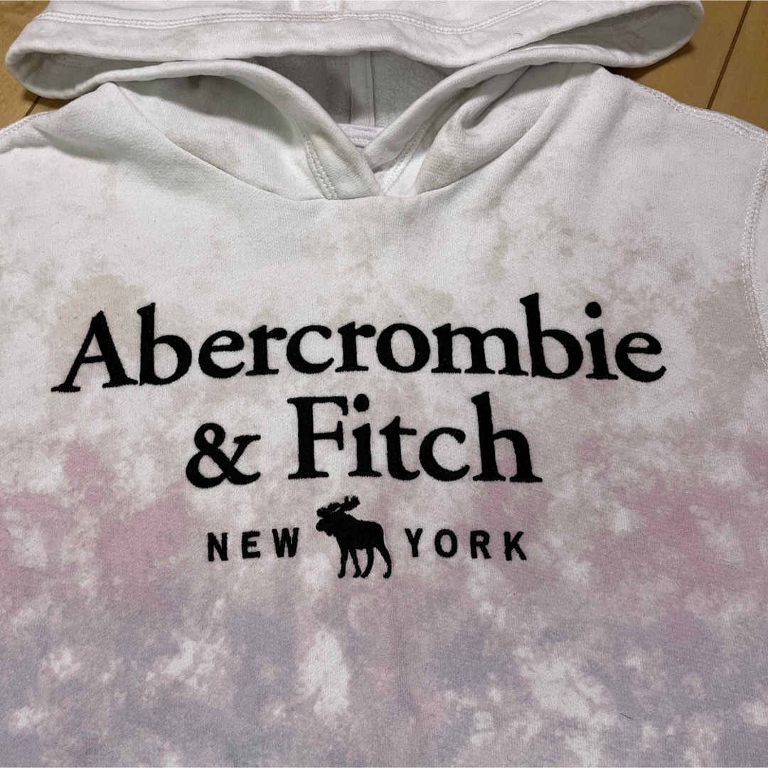 Abercrombie&Fitch(アバクロンビーアンドフィッチ)のアバクロキッズ　パーカー　トレーナー　タイダイ柄　女の子　140㎝　裏起毛 キッズ/ベビー/マタニティのキッズ服女の子用(90cm~)(その他)の商品写真