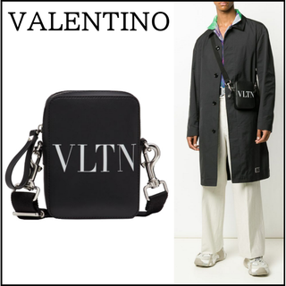 ヴァレンティノガラヴァーニ(valentino garavani)のVALENTINO ヴァレンティノ VLTN レザー スモール ショルダーバッグ(ショルダーバッグ)