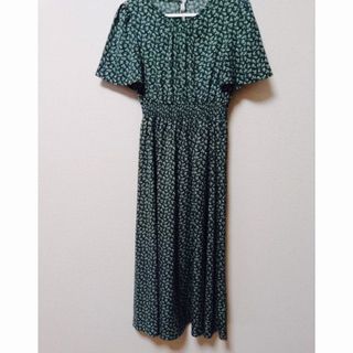 シーイン(SHEIN)のshein 花柄ワンピース(ひざ丈ワンピース)