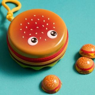 カルディ(KALDI)のKALDI  カルディ オリジナル ハンバーガー缶🍔(菓子/デザート)