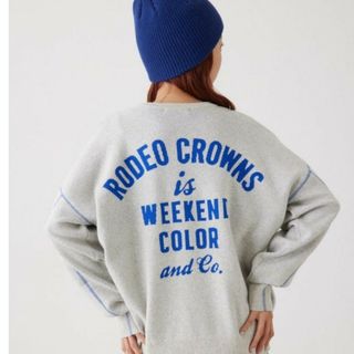 ロデオクラウンズワイドボウル(RODEO CROWNS WIDE BOWL)の新品 Logoスウェットライトニットトップス(トレーナー/スウェット)