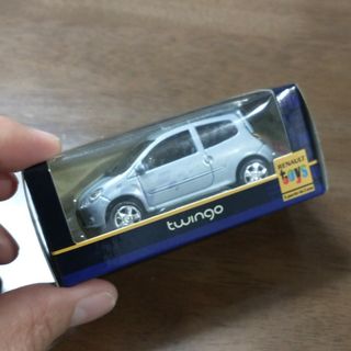 ルノー(RENAULT)の【送料込】ルノー トゥインゴ シルバー（ノレブ）(ミニカー)