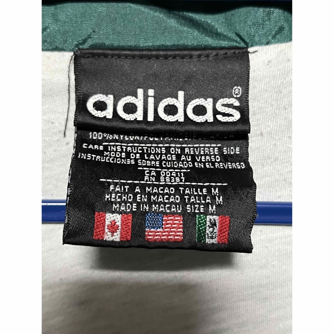 adidas(アディダス)のadidas ナイロンジャケット グリーン 80s 90s vintage レア メンズのジャケット/アウター(ナイロンジャケット)の商品写真