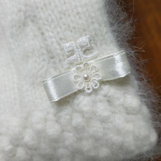 クレージュ(Courreges)の♡courreges♡ フィンガーレス 手袋 ふわふわ 刺繍ロゴ《ヴィンテージ》(手袋)