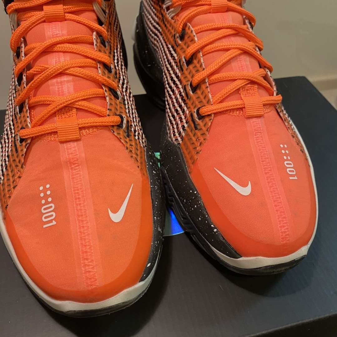 NIKE(ナイキ)の【美品】Nike Air Zoom G.T. Jump 27.5cm  メンズの靴/シューズ(スニーカー)の商品写真