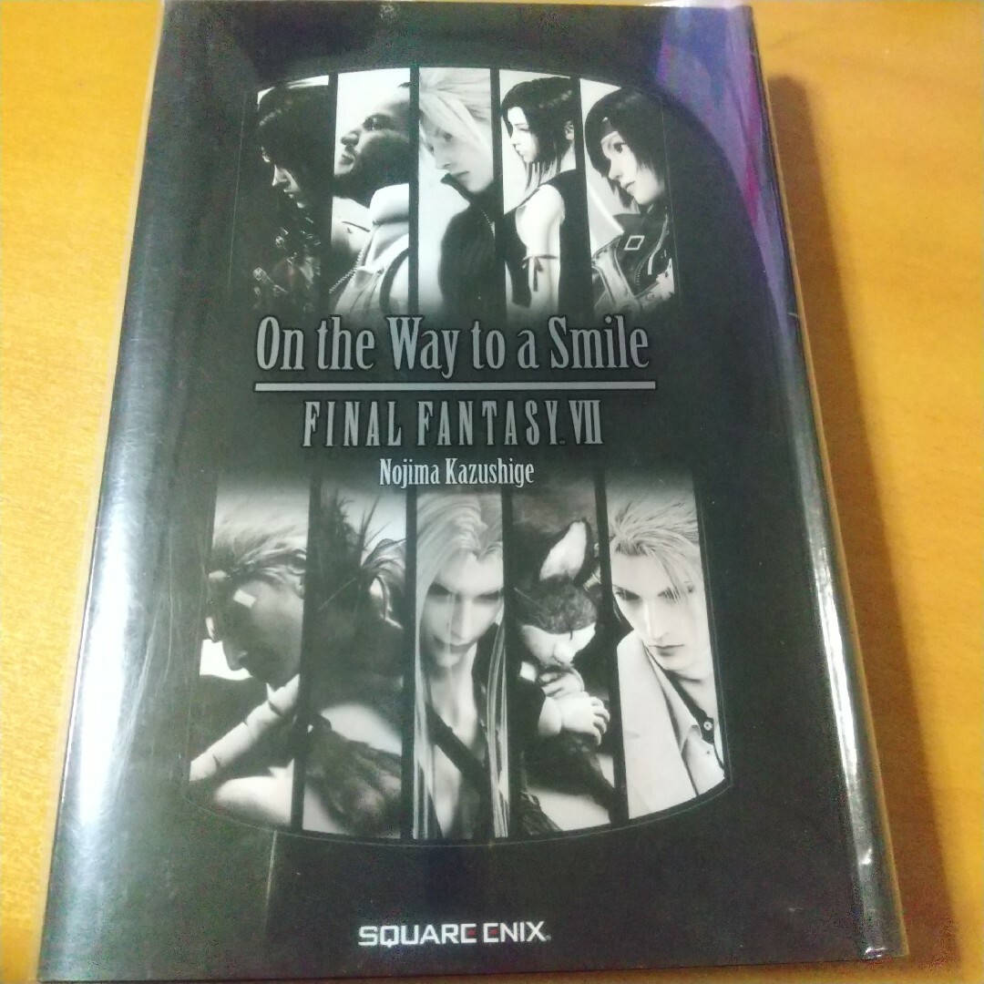 SQUARE ENIX(スクウェアエニックス)のOn the way to a smile Final fantasy 7 エンタメ/ホビーの本(文学/小説)の商品写真