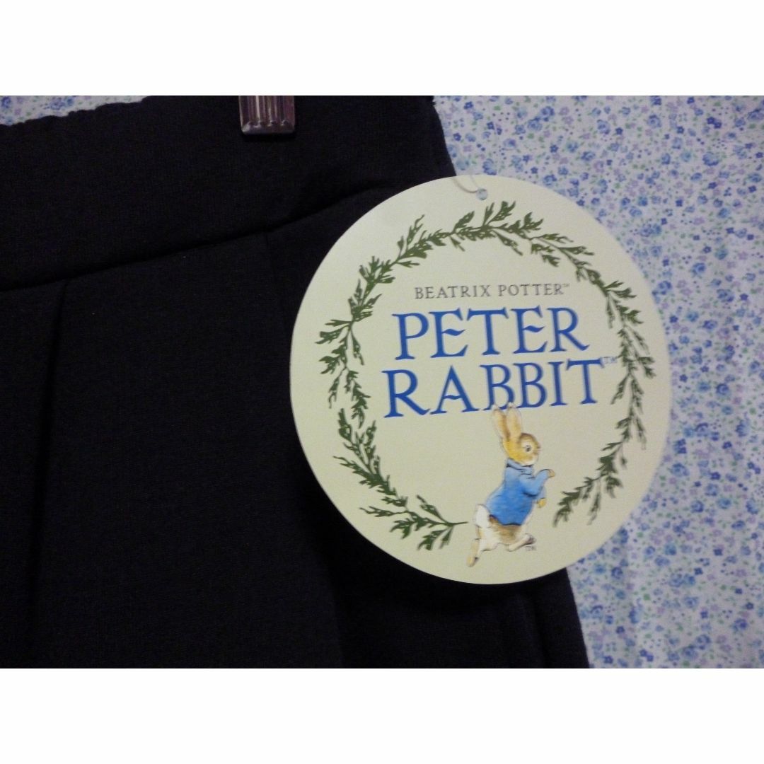 PETER RABBIT（TM）(ピーターラビット)の大きいサイズ　ピーターラビット　刺繍ガウチョパンツ　３L　新品タグ付 レディースのパンツ(その他)の商品写真