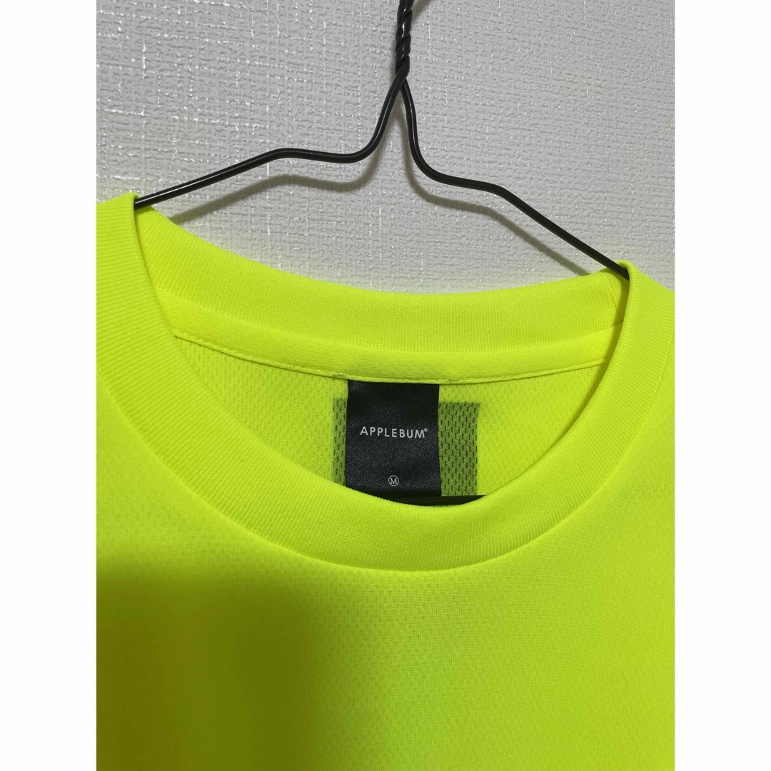 APPLEBUM(アップルバム)のApplebum 蛍光イエローTシャツ メンズのトップス(Tシャツ/カットソー(半袖/袖なし))の商品写真