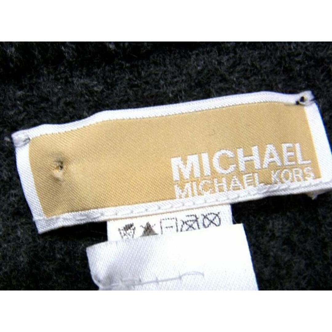 Michael Kors(マイケルコース)の■新品■未使用■ MICHAEL KORS マイケルコース MK柄 アクリル100％ フリンジ マフラー ストール レディース メンズ グレー系 AS6700  レディースのアクセサリー(その他)の商品写真