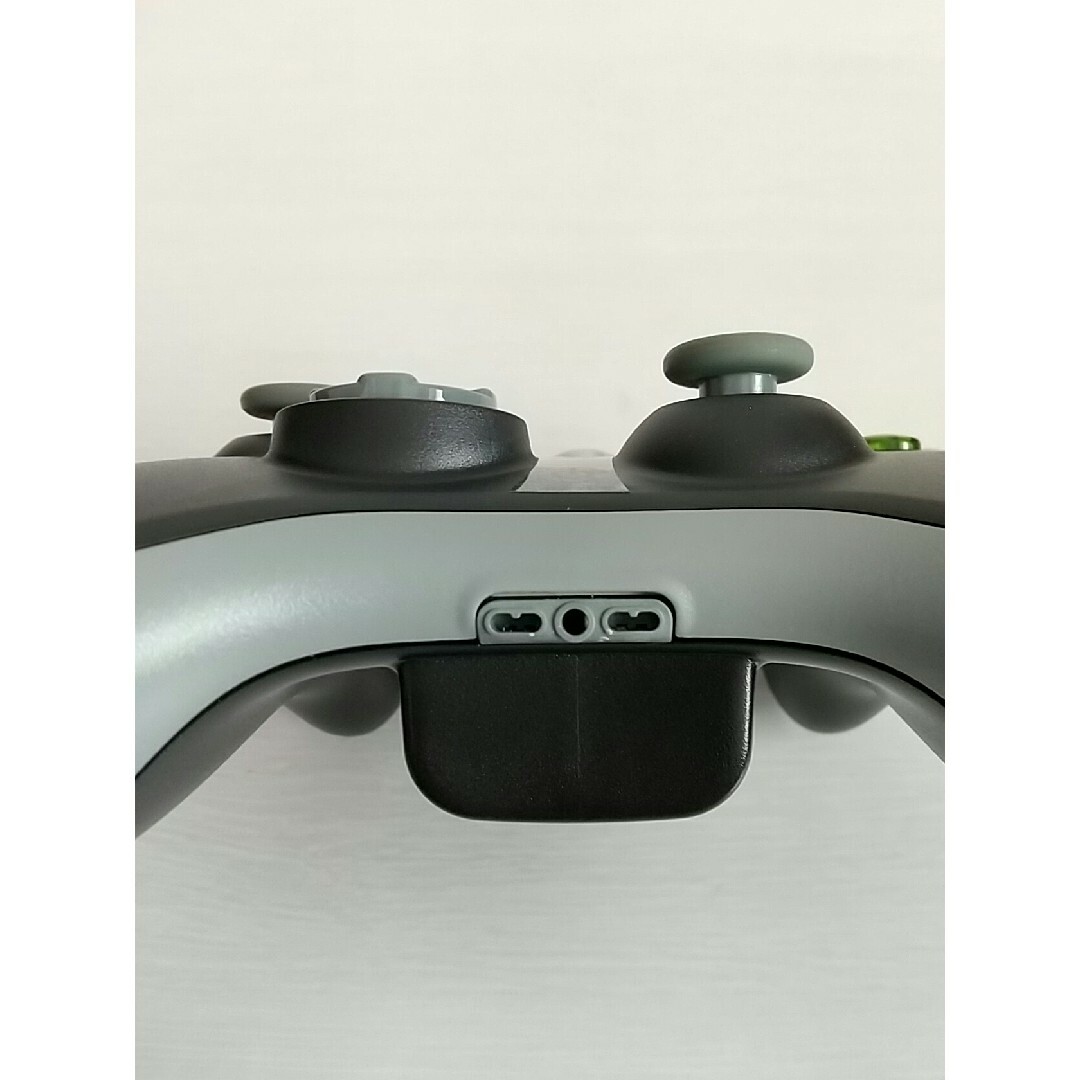 Xbox360(エックスボックス360)の【純正・未使用】Xbox 360 ワイヤレス コントローラー エンタメ/ホビーのゲームソフト/ゲーム機本体(家庭用ゲーム機本体)の商品写真