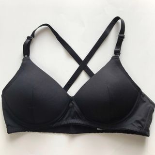 授乳ブラジャー　ブラック　新品(マタニティ下着)