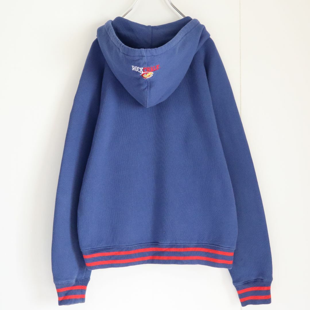 Champion(チャンピオン)の【カンザス大学】チャンピオン／パーカー　ビッグロゴ刺繍　NCAA　カレッジロゴ メンズのトップス(パーカー)の商品写真