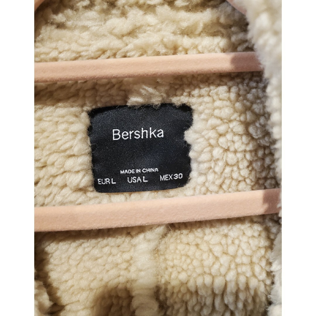 Bershka(ベルシュカ)の【美品】ベルシュカ　ボア　ライダース メンズのジャケット/アウター(ライダースジャケット)の商品写真