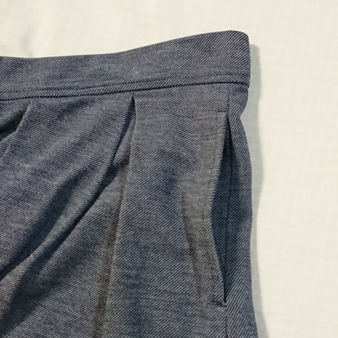H&M(エイチアンドエム)のM H&M エイチアンドエム フレアスカート デニム ミモレ丈 Aライン 青 レディースのスカート(ひざ丈スカート)の商品写真