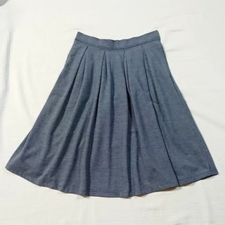 エイチアンドエム(H&M)のM H&M エイチアンドエム フレアスカート デニム ミモレ丈 Aライン 青(ひざ丈スカート)