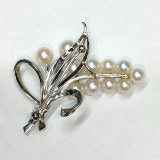 MIKIMOTO - ミキモト パール 真珠 ブローチ 11珠 シルバー M刻印 S刻印 MIKIMOTO - ミキモト パール 真珠 ブローチ 11珠 シルバー M刻印 S刻印
