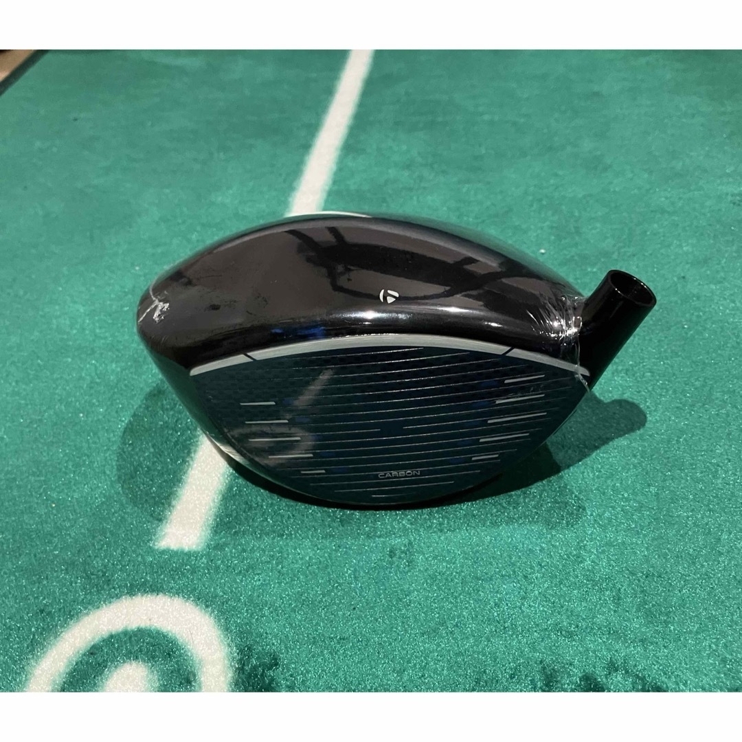 TaylorMade(テーラーメイド)の【新品】　Qi10 LS 10.5° ドライバーヘッド　ヘッドカバー　保証書付 スポーツ/アウトドアのゴルフ(クラブ)の商品写真