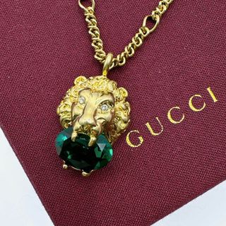 グッチ(Gucci)のグッチ ライオンヘッド ネックレス レディース ゴールド グリーンクリスタル(ネックレス)