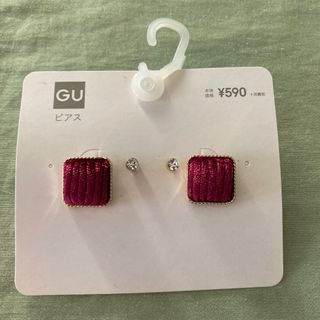 gu新品　ピアスセット(ピアス)