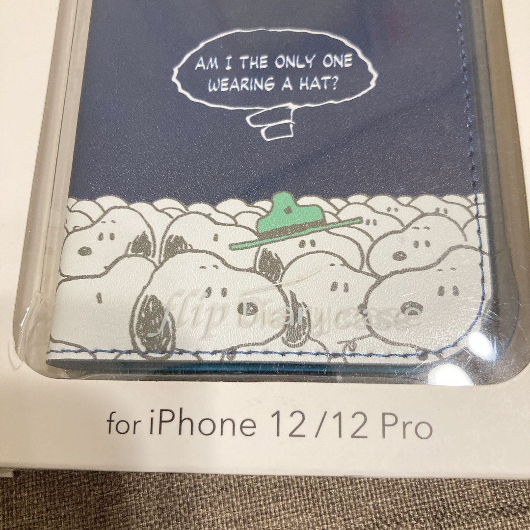 SNOOPY(スヌーピー)のスヌーピー iPhone12/12pro ビーグル大集合　iFace 窓付き スマホ/家電/カメラのスマホアクセサリー(iPhoneケース)の商品写真