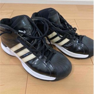 アディダス(adidas)の掃除屋さま専用adidasプロモデル　26.0㎝(バスケットボール)