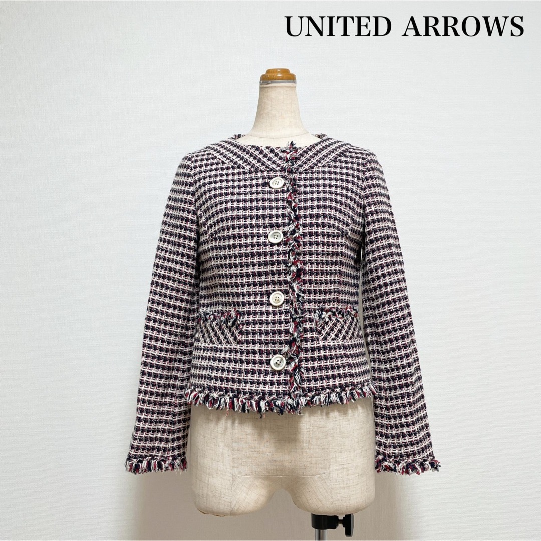 UNITED ARROWS(ユナイテッドアローズ)のUNITED ARROWS ツイードノーカラージャケット お仕事 セレモニー レディースのジャケット/アウター(ノーカラージャケット)の商品写真