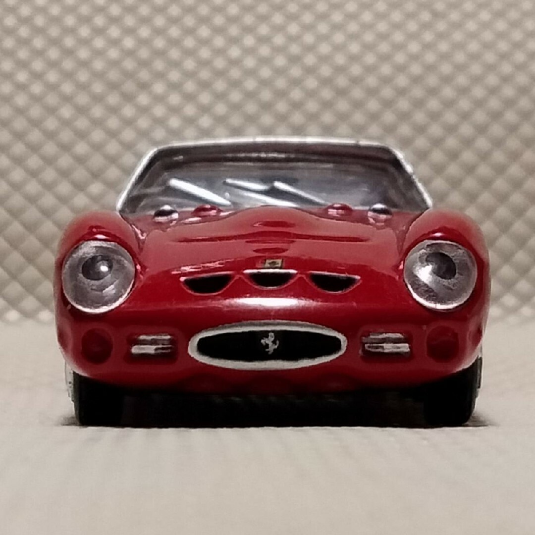 4047 フェラー 250 GTO 1962年 1/72 ダイカスト製 食玩？ エンタメ/ホビーのおもちゃ/ぬいぐるみ(ミニカー)の商品写真