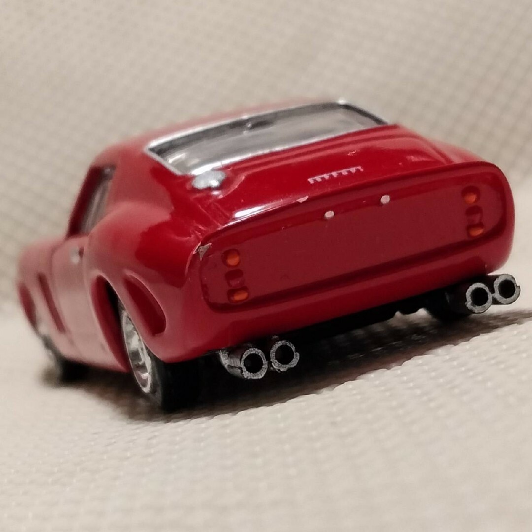 4047 フェラー 250 GTO 1962年 1/72 ダイカスト製 食玩？ エンタメ/ホビーのおもちゃ/ぬいぐるみ(ミニカー)の商品写真