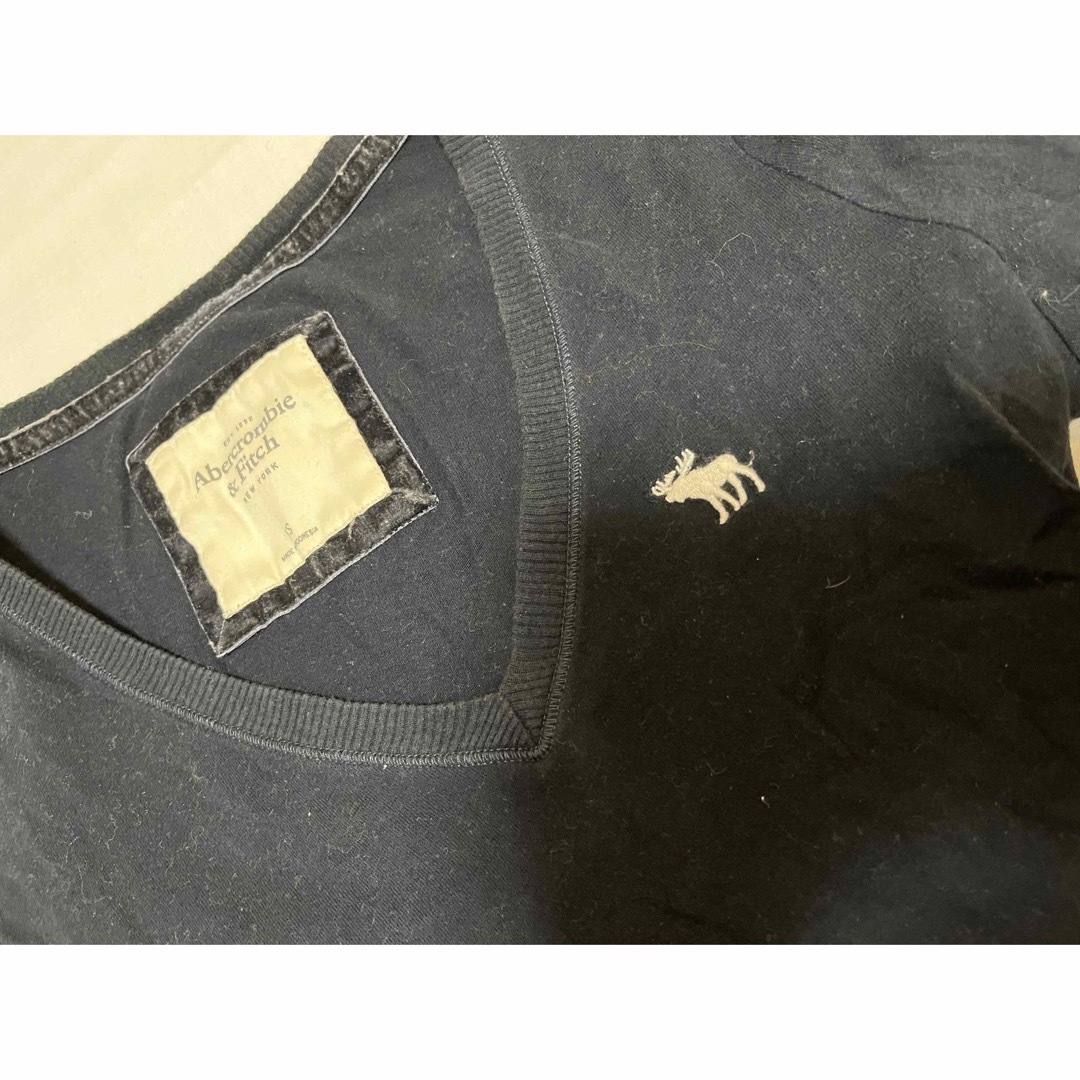Abercrombie&Fitch(アバクロンビーアンドフィッチ)の正規　アバクロ　ロンT 日本未発売　Abercrombie & Fitch レディースのトップス(Tシャツ(長袖/七分))の商品写真