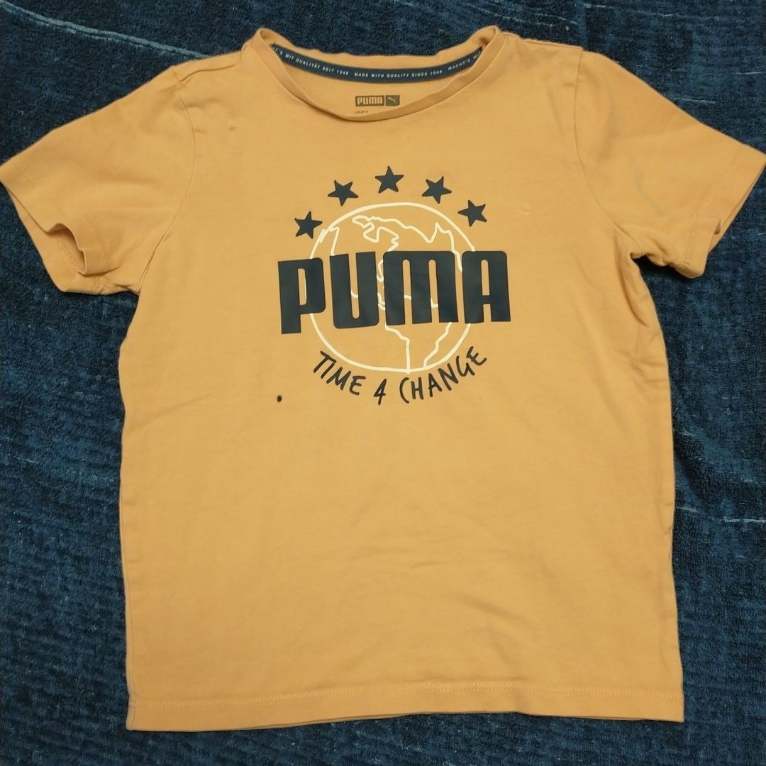 PUMA(プーマ)のPUMA プーマ Ｔシャツ 薄オレンジ 半袖 カットソー 120cm キッズ キッズ/ベビー/マタニティのキッズ服男の子用(90cm~)(Tシャツ/カットソー)の商品写真