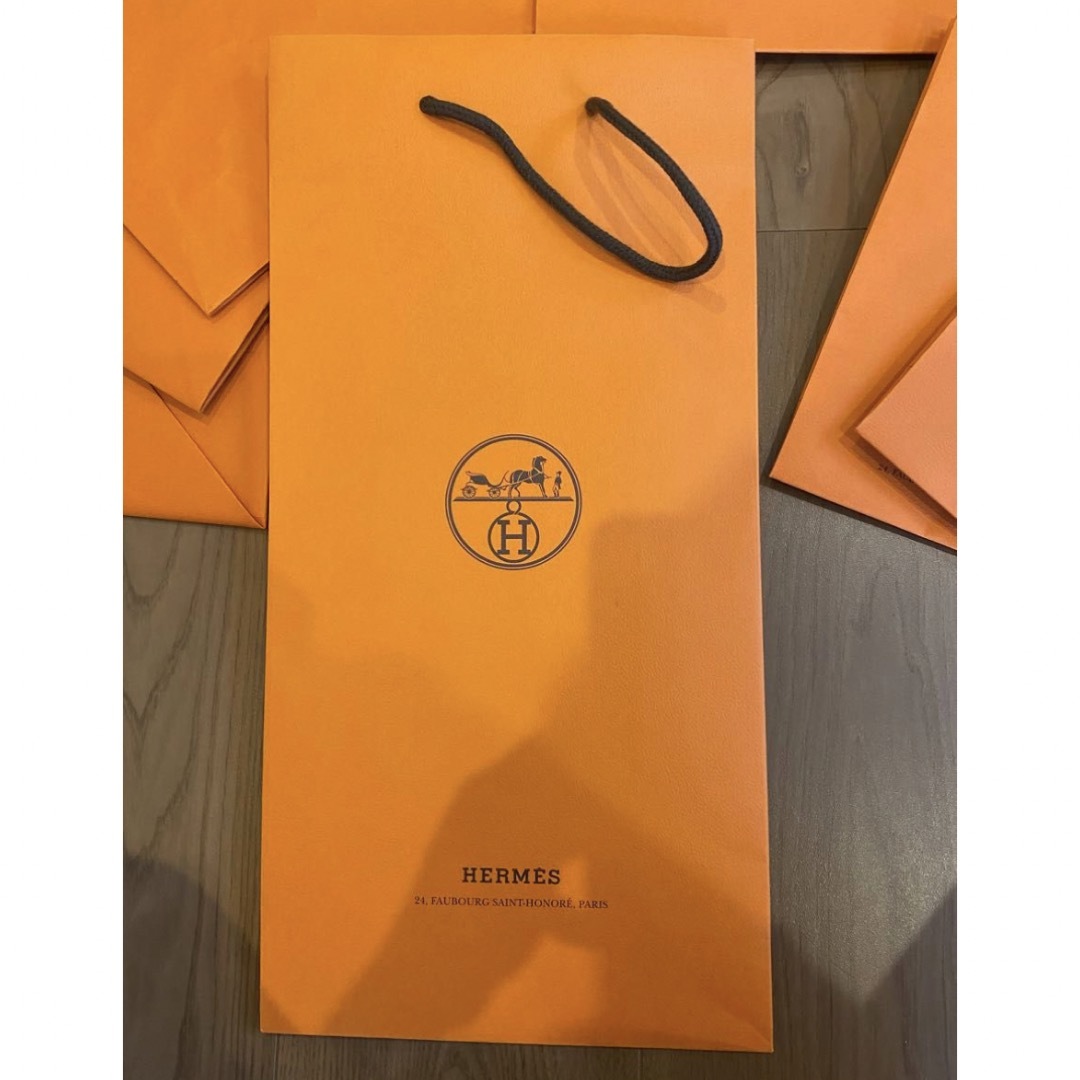 Hermes(エルメス)のエルメス ショップ袋 ショッパー 紙袋  Hermes 紙袋　7枚セット レディースのバッグ(ショップ袋)の商品写真