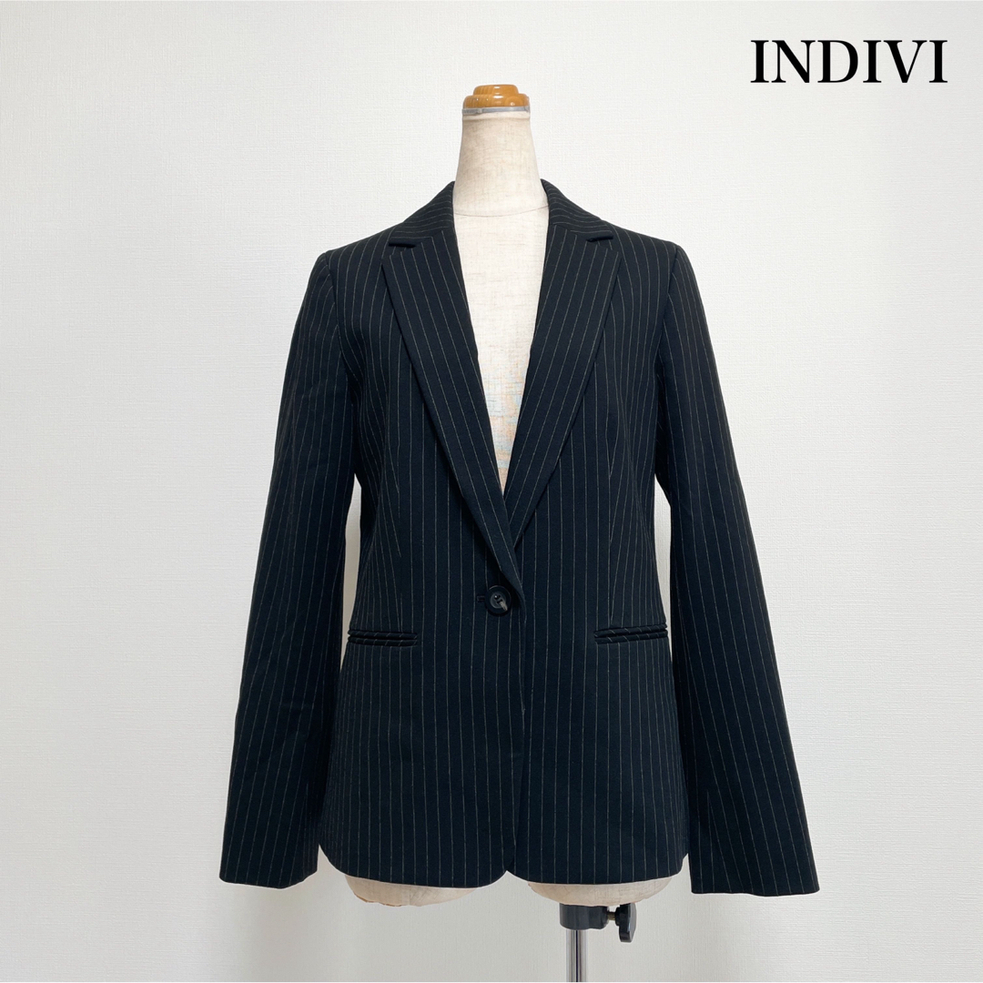 INDIVI(インディヴィ)のINDIVI ジャケット 黒 ストライプ お仕事 セレモニー 入学式 卒業式 レディースのジャケット/アウター(テーラードジャケット)の商品写真