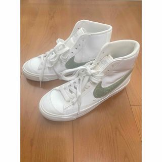 ナイキ(NIKE)のナイキ NIKE ホワイト DH4399-100(スニーカー)