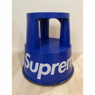 Supreme®/Wedo Step Stool 