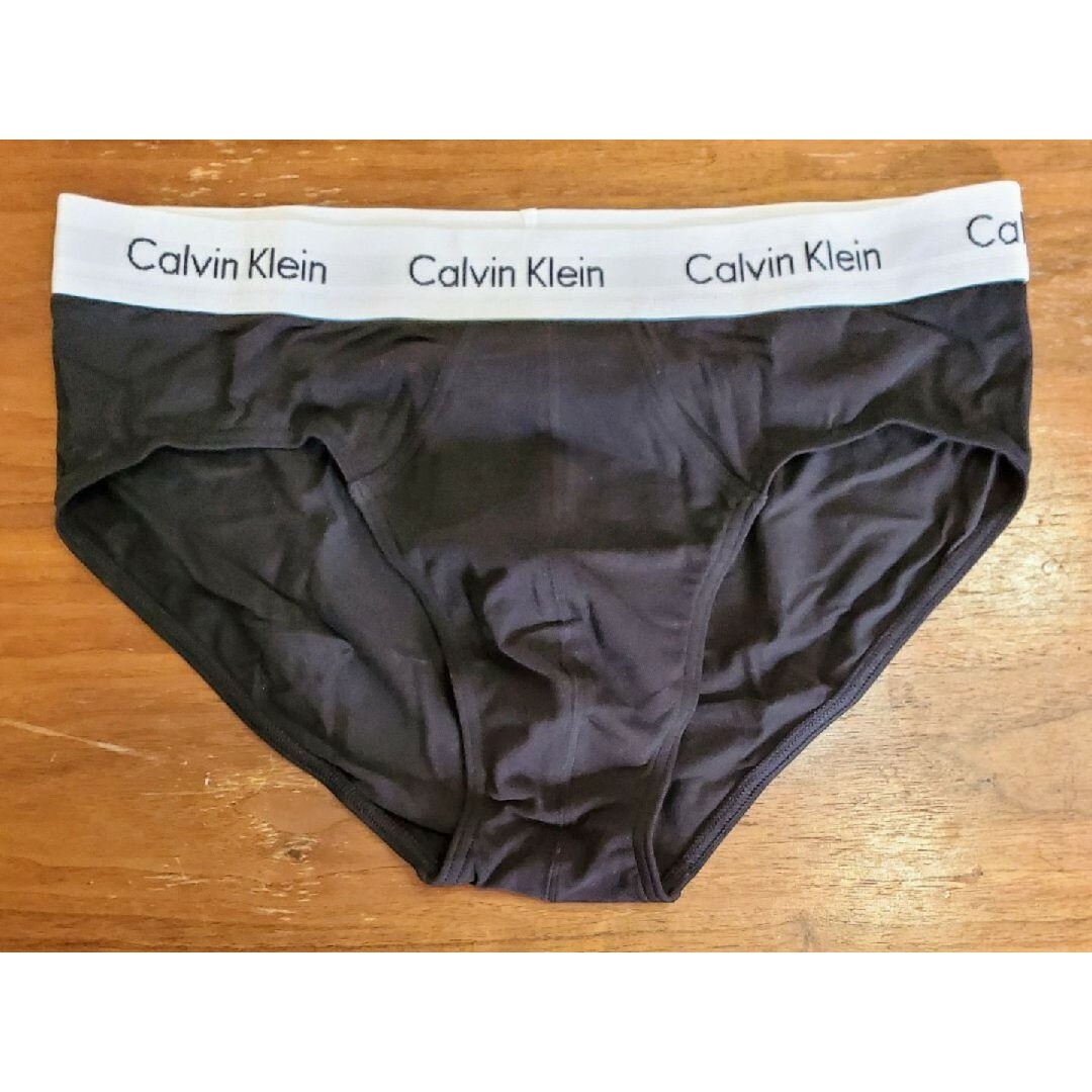 Calvin Klein(カルバンクライン)のカルバンクライン　新品　メンズ　ヒップブリーフ(ロゴ/ブラックM) メンズのアンダーウェア(その他)の商品写真