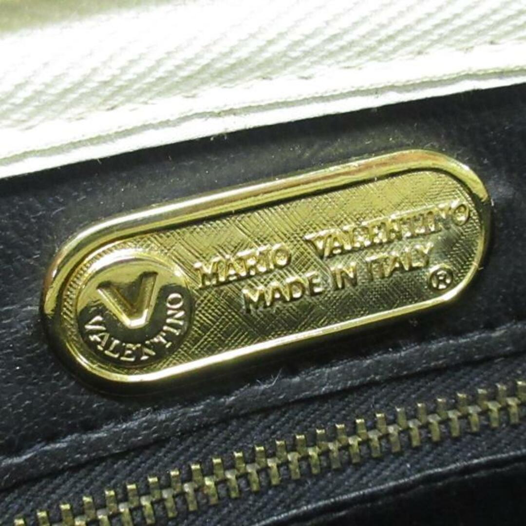 MARIO VALENTINO(マリオバレンチノ)のマリオバレンチノ クラッチバッグ - 白 レディースのバッグ(クラッチバッグ)の商品写真